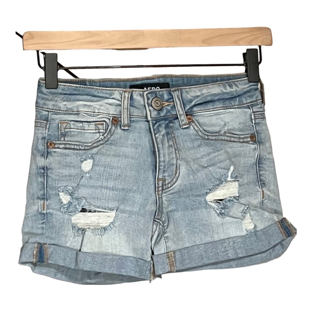 Aeropostale Aero Low Rise Midi Jean Shorts Distressed Ripped Light Wash Size 00